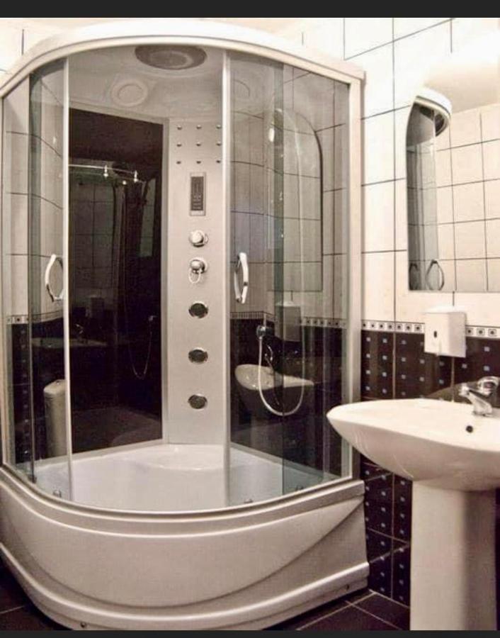 Robert Hotel Drahobrat Eksteriør billede